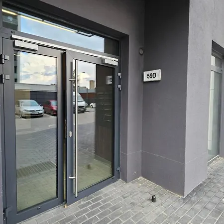 Bulgarska 59 - Sypialnia I Salon - 40m2 - Self Check In 24h 公寓 *