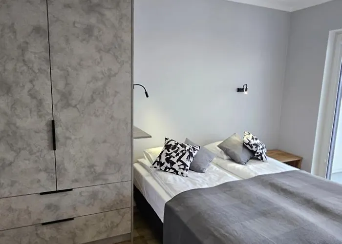 Apartman Bulgarska 59 - Sypialnia I Salon - 40m2 - Self Check In 24h Poznań