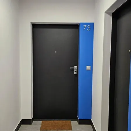 Bulgarska 59 - Sypialnia I Salon - 40m2 - Self Check In 24h *