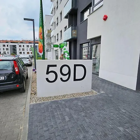 Bulgarska 59 - Sypialnia I Salon - 40m2 - Self Check In 24h 公寓 波兹南